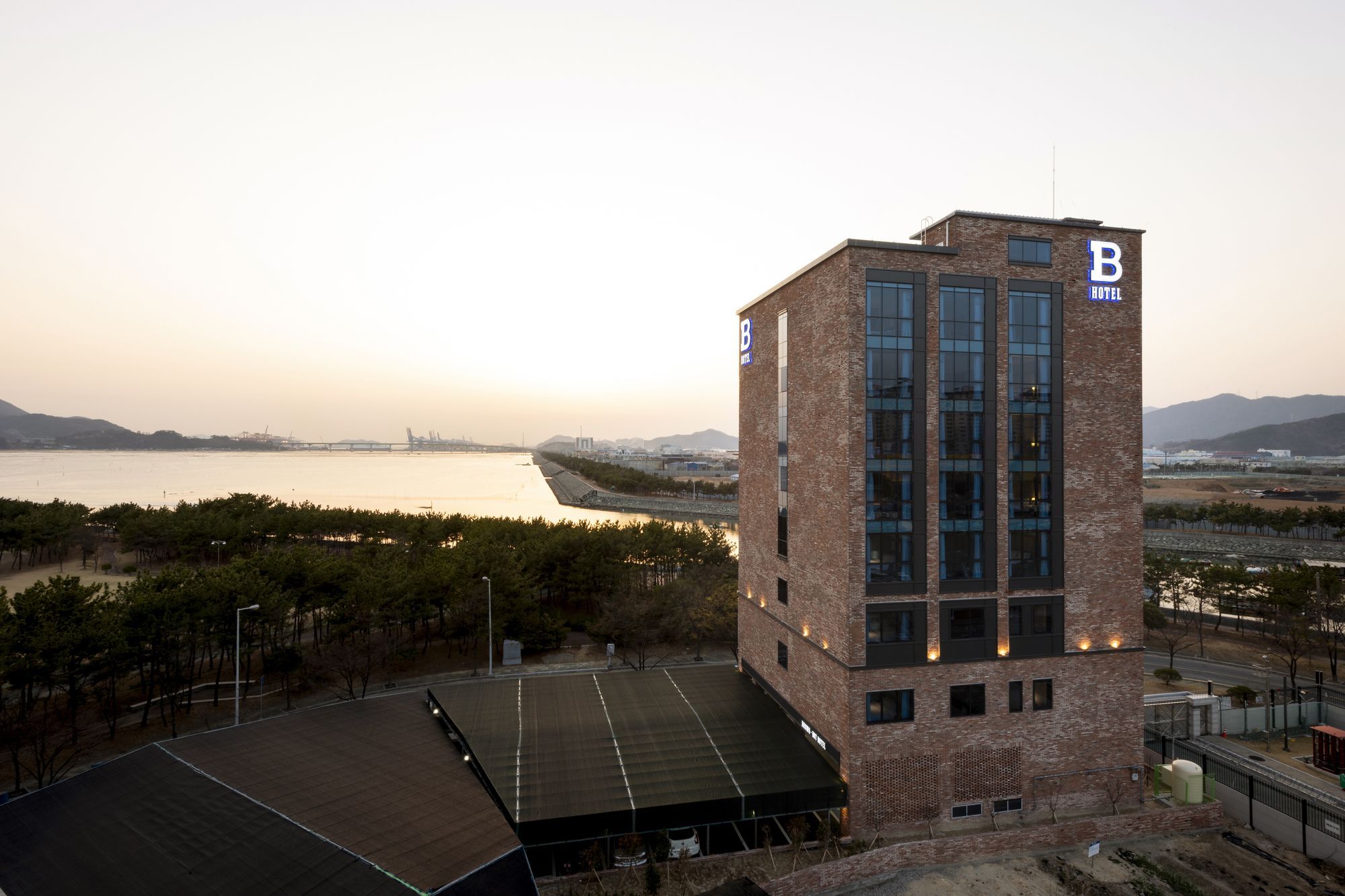 Brown-Dot Hotel Shinho بوسان المظهر الخارجي الصورة